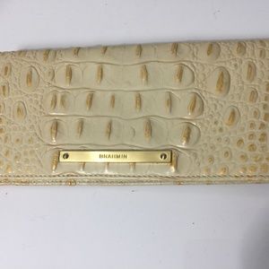 Brahmin Wallet